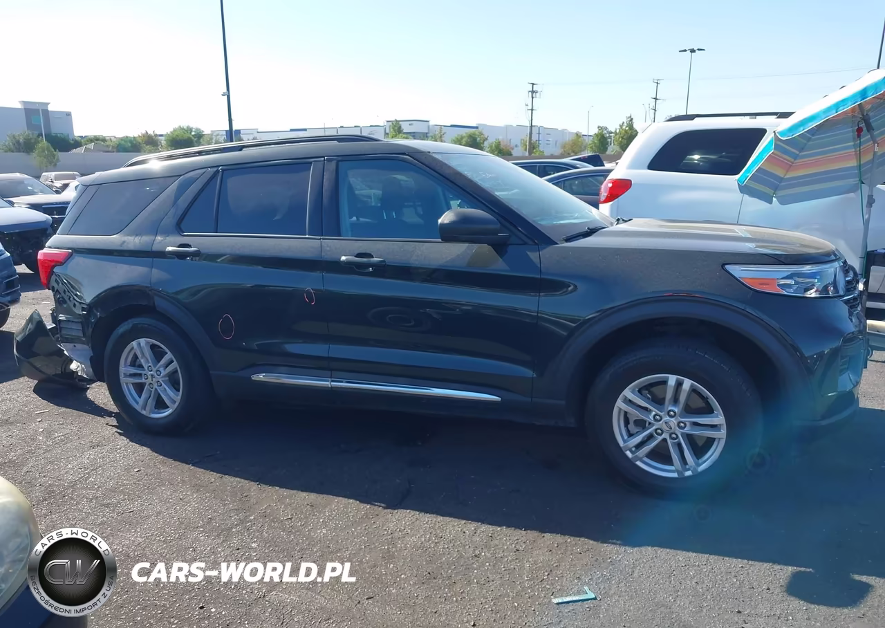 2022 Ford Explorer Xlt VIN:1FMSK7DH0NGC32989 - 14