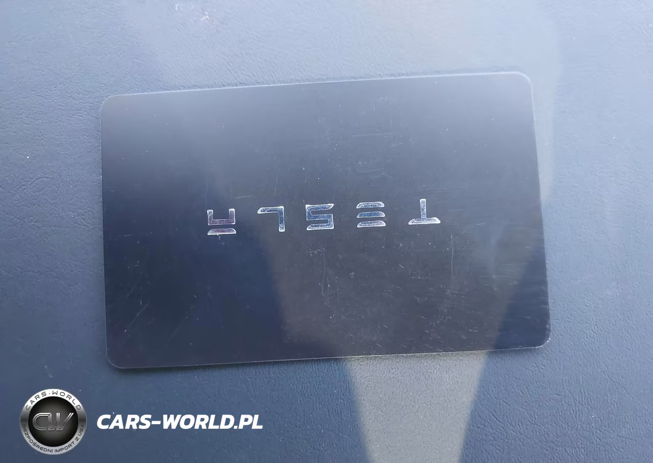 2021 Tesla Model Y Long Range Dual Motor All-Wheel Drive VIN:5YJYGAEE9MF296734 - 11