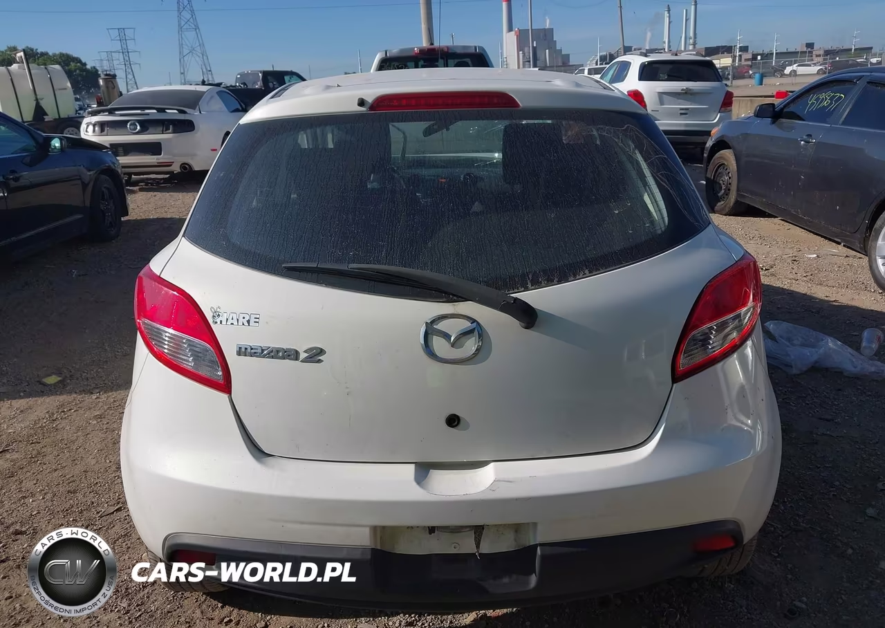 2014 Mazda Mazda2 Sport VIN:JM1DE1KY1E0174694 - 16