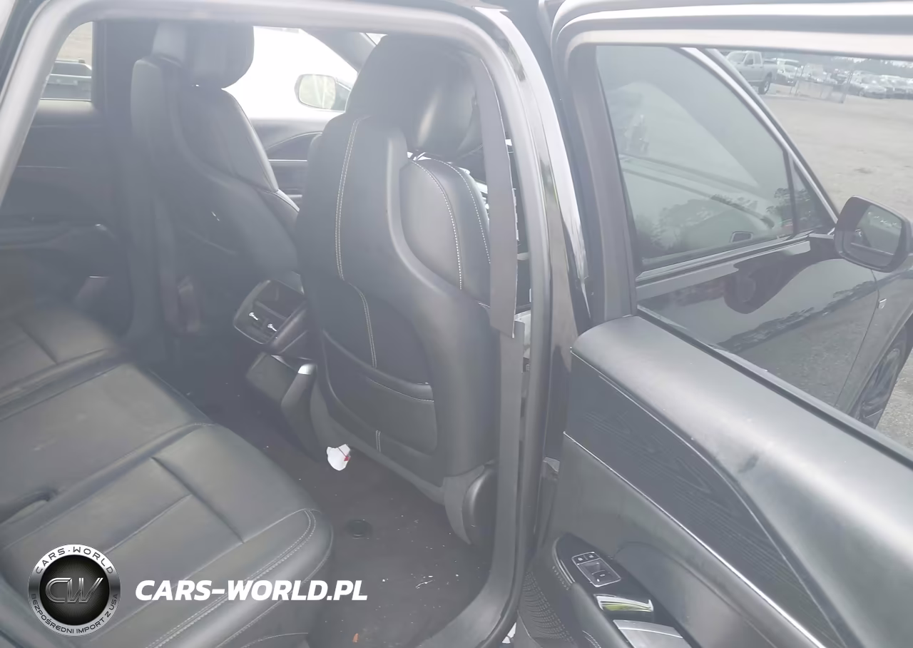 2024 Cadillac Lyriq Luxury W-1Sc VIN:1GYKPPRK8RZ132850 - 8