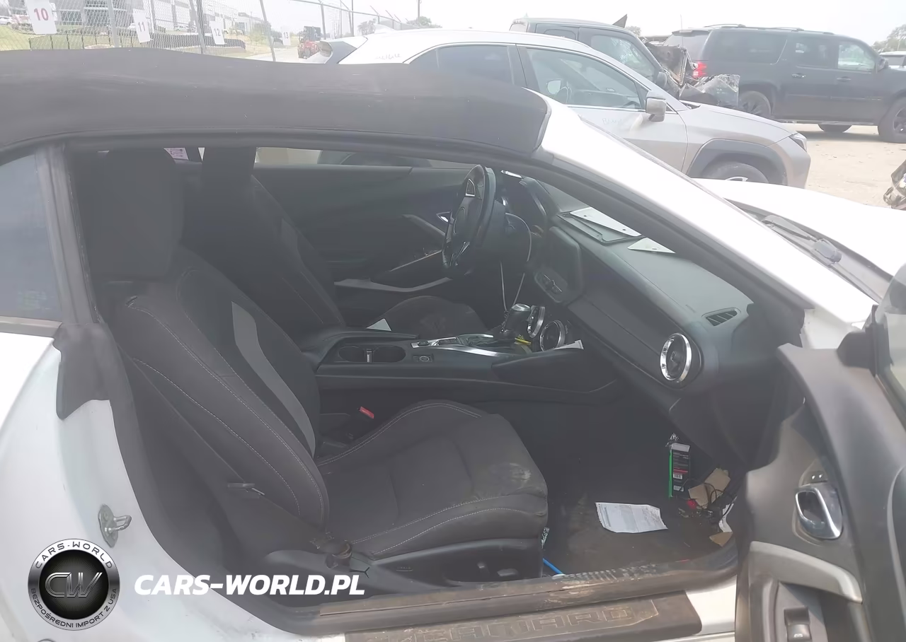 2018 Chevrolet Camaro 1Lt VIN:1G1FB3DX0J0114894 - 5