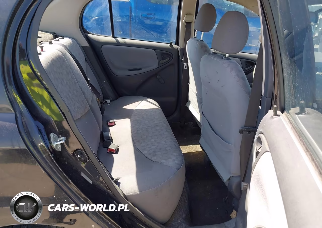 2000 Toyota Echo VIN:JTDBT1239Y0004203 - 8