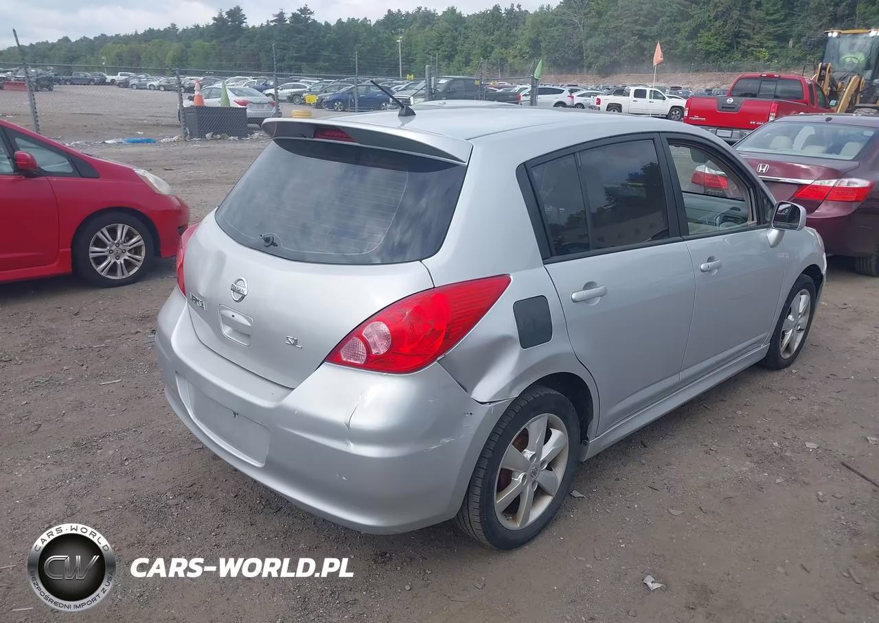 2010 Nissan Versa S VIN:3N1BC1CP3AL377170 - 4