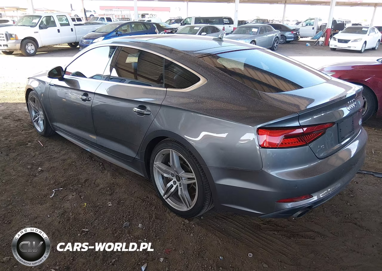 2018 Audi A5 2.0T Premium VIN:WAUENCF57JA008343 - 3