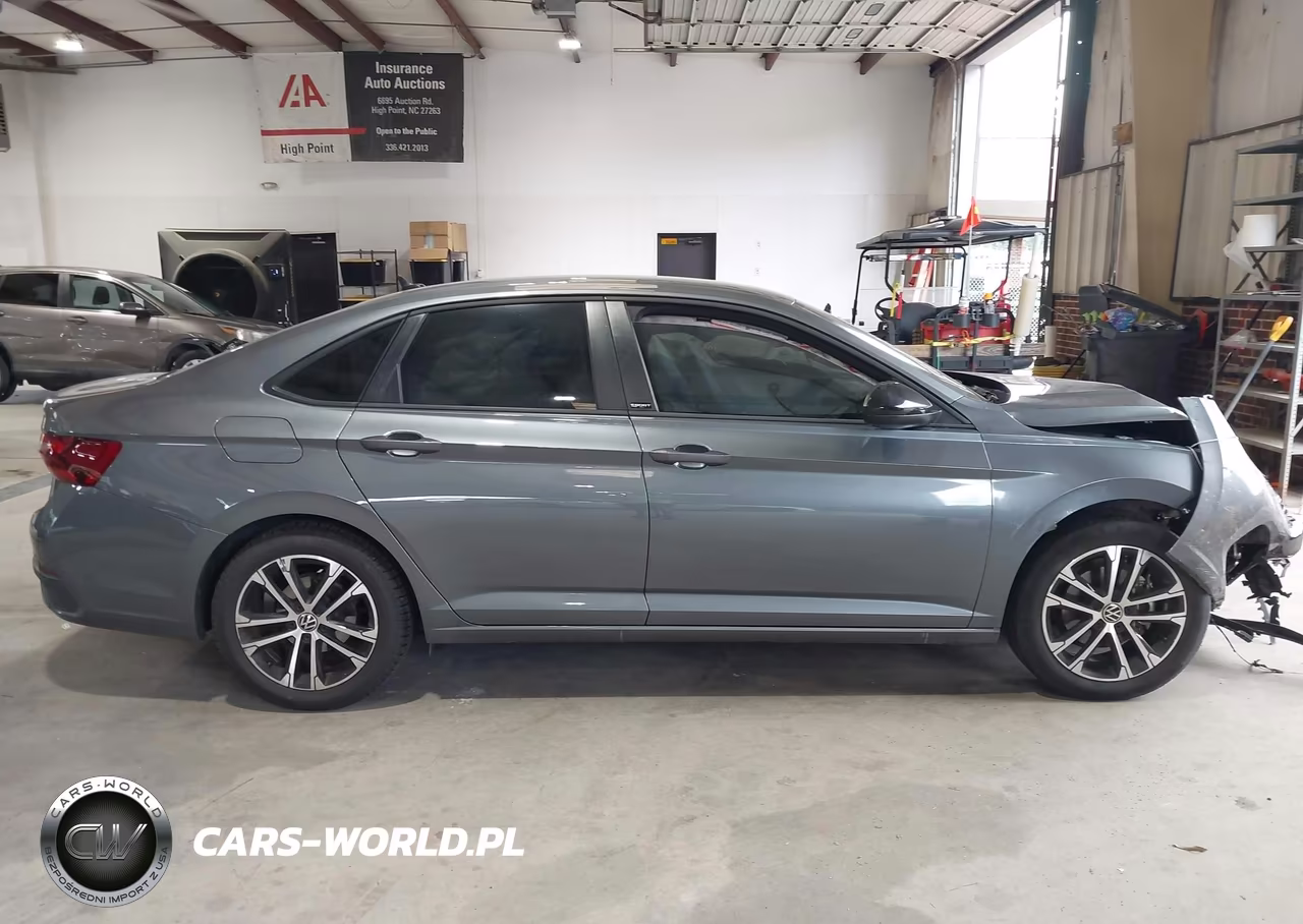 2023 Volkswagen Jetta 1.5T Sport VIN:3VWBM7BUXPM049457 - 12