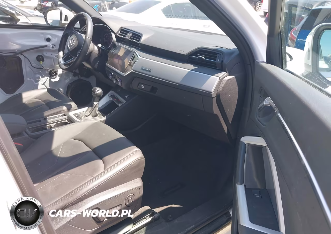 2021 Audi Q3 Premium 40 Tfsi Quattro Tiptronic VIN:WA1AUCF37M1138690 - 5