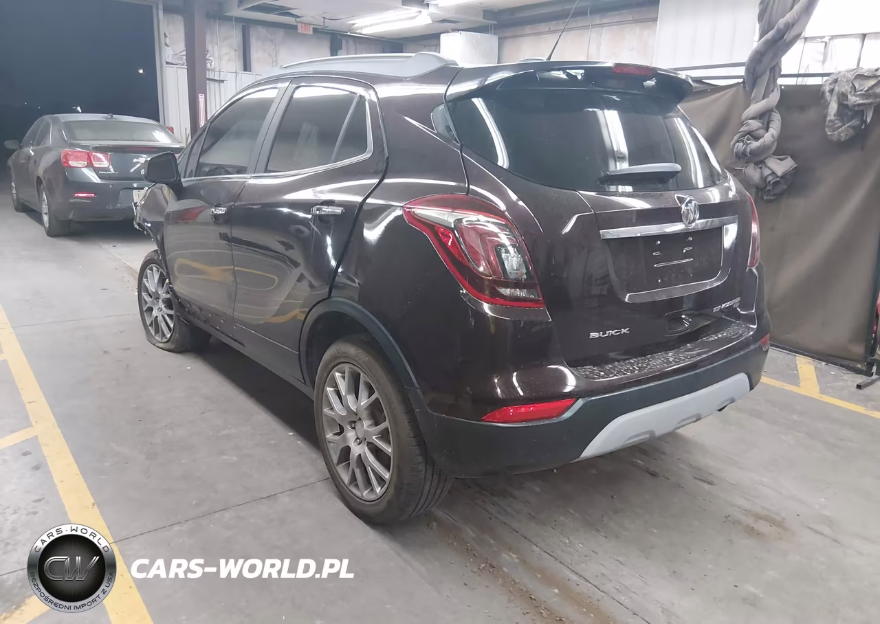 2018 Buick Encore Sport Touring VIN:KL4CJ2SB9JB524090 - 3
