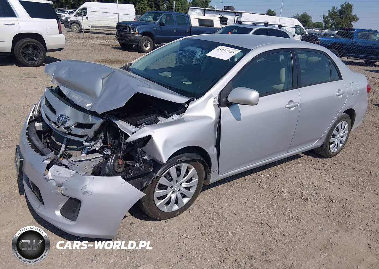 2012 Toyota Corolla Le VIN:2T1BU4EEXCC875668 - 2