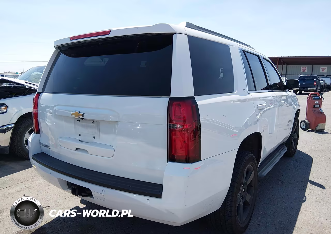 2017 Chevrolet Tahoe Lt VIN:1GNSCBKC0HR122472 - 4