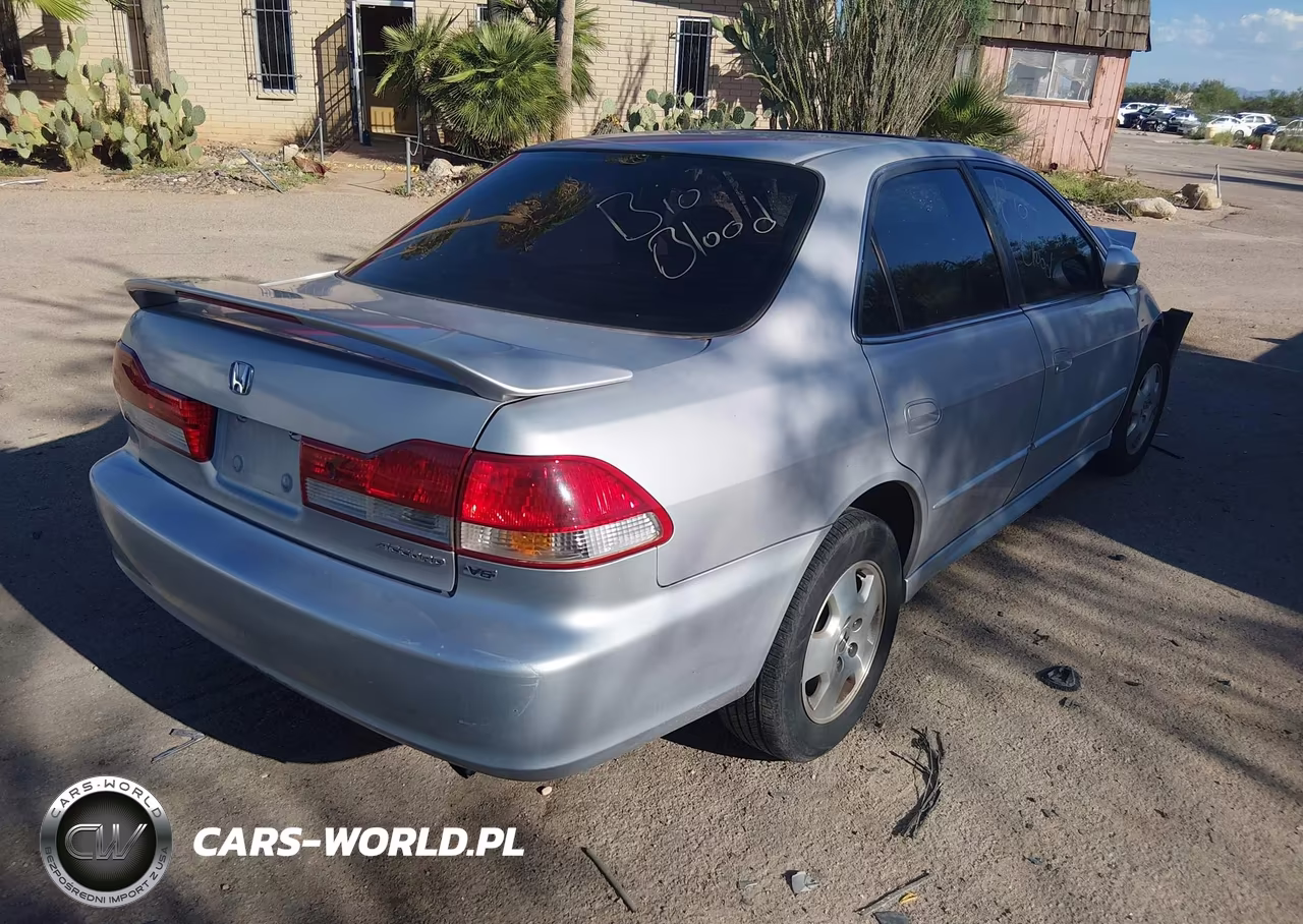 2001 Honda Accord 3.0 Ex VIN:1HGCG16501A032588 - 4