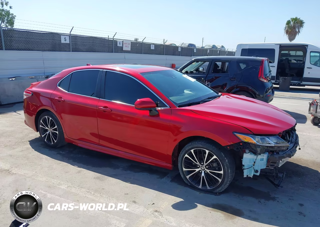 2020 Toyota Camry Se