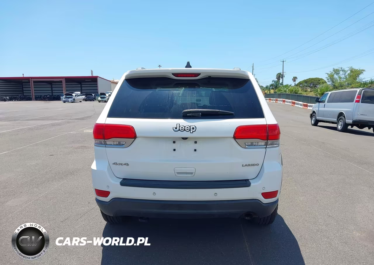 2019 Jeep Grand Cherokee Laredo E 4X4 VIN:1C4RJFAGXKC537026 - 16