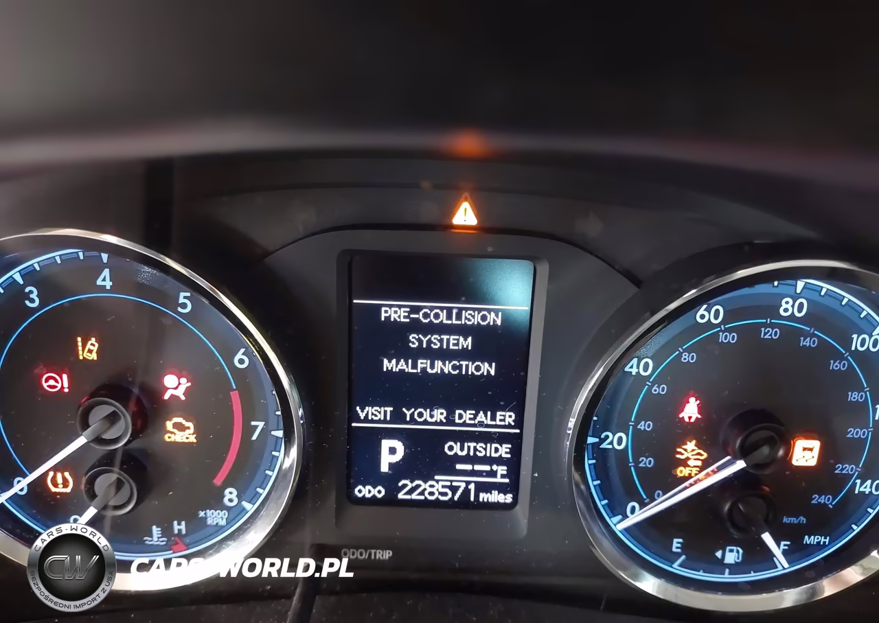 2019 Toyota Corolla Le VIN:5YFBURHE0KP927106 - 15