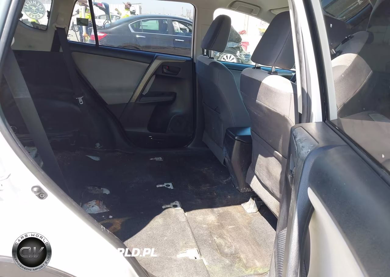 2015 Toyota Rav4 Le VIN:JTMZFREV6FJ050063 - 8