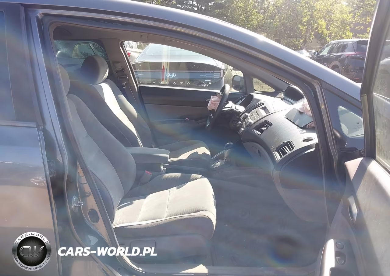 2009 Honda Civic Lx VIN:19XFA16539E024832 - 5