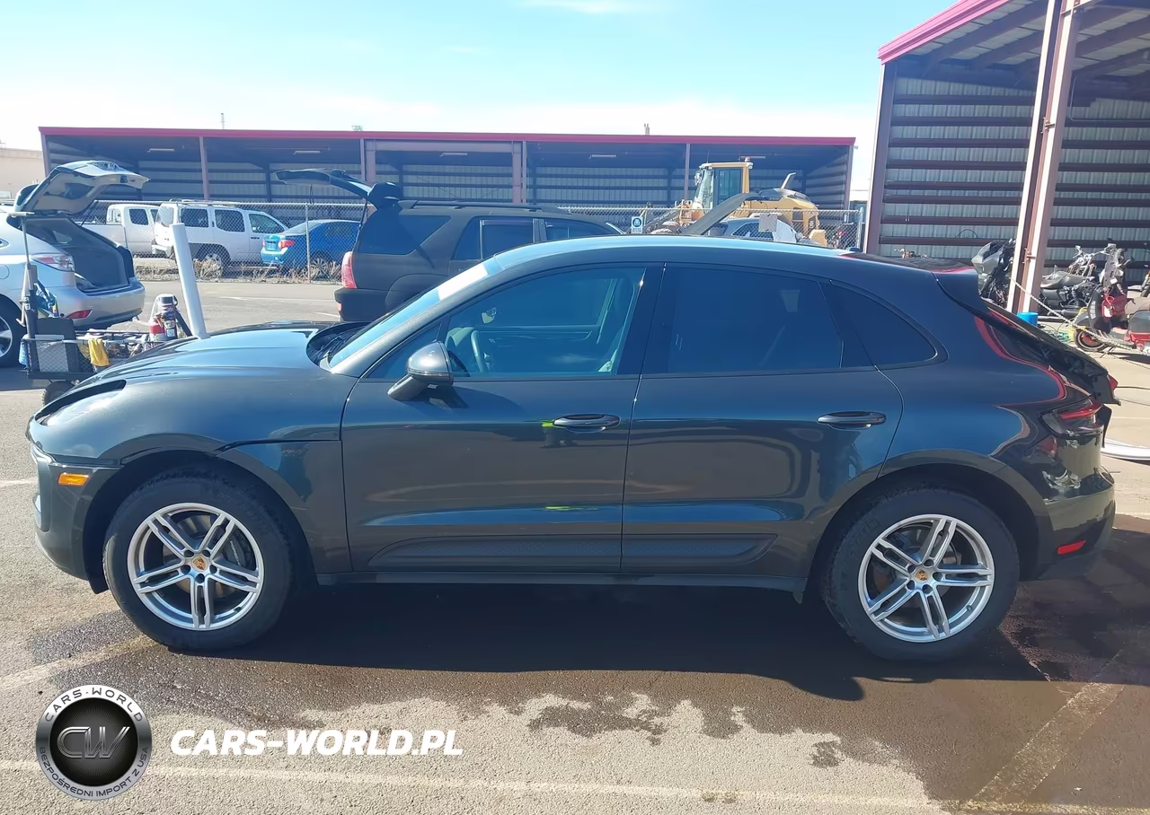 2024 Porsche Macan T VIN:WP1AA2A59RLB07615 - 15