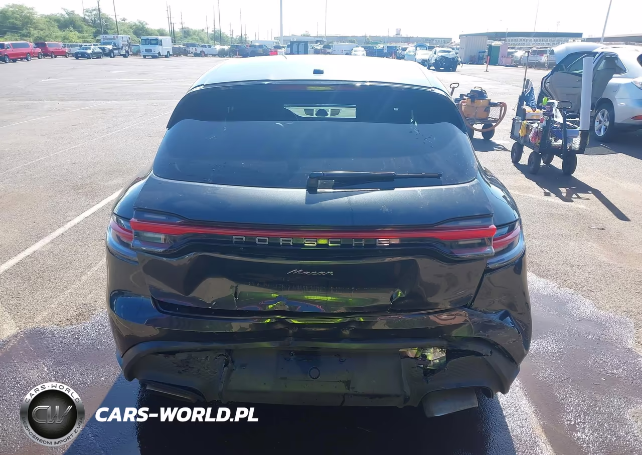2024 Porsche Macan T VIN:WP1AA2A59RLB07615 - 19