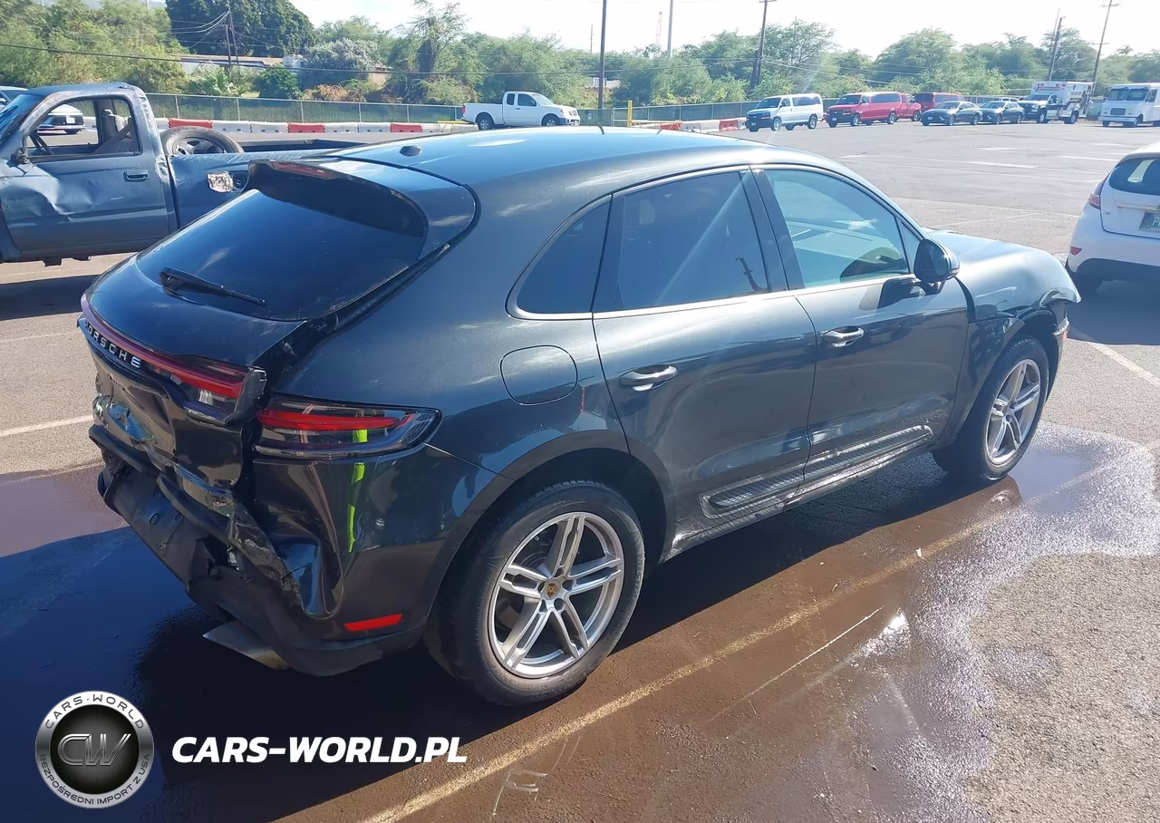 2024 Porsche Macan T VIN:WP1AA2A59RLB07615 - 4