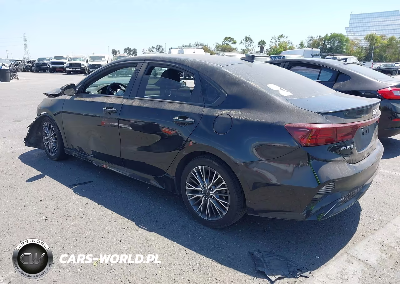 2024 Kia Forte Gt-Line VIN:3KPF54AD2RE746460 - 3