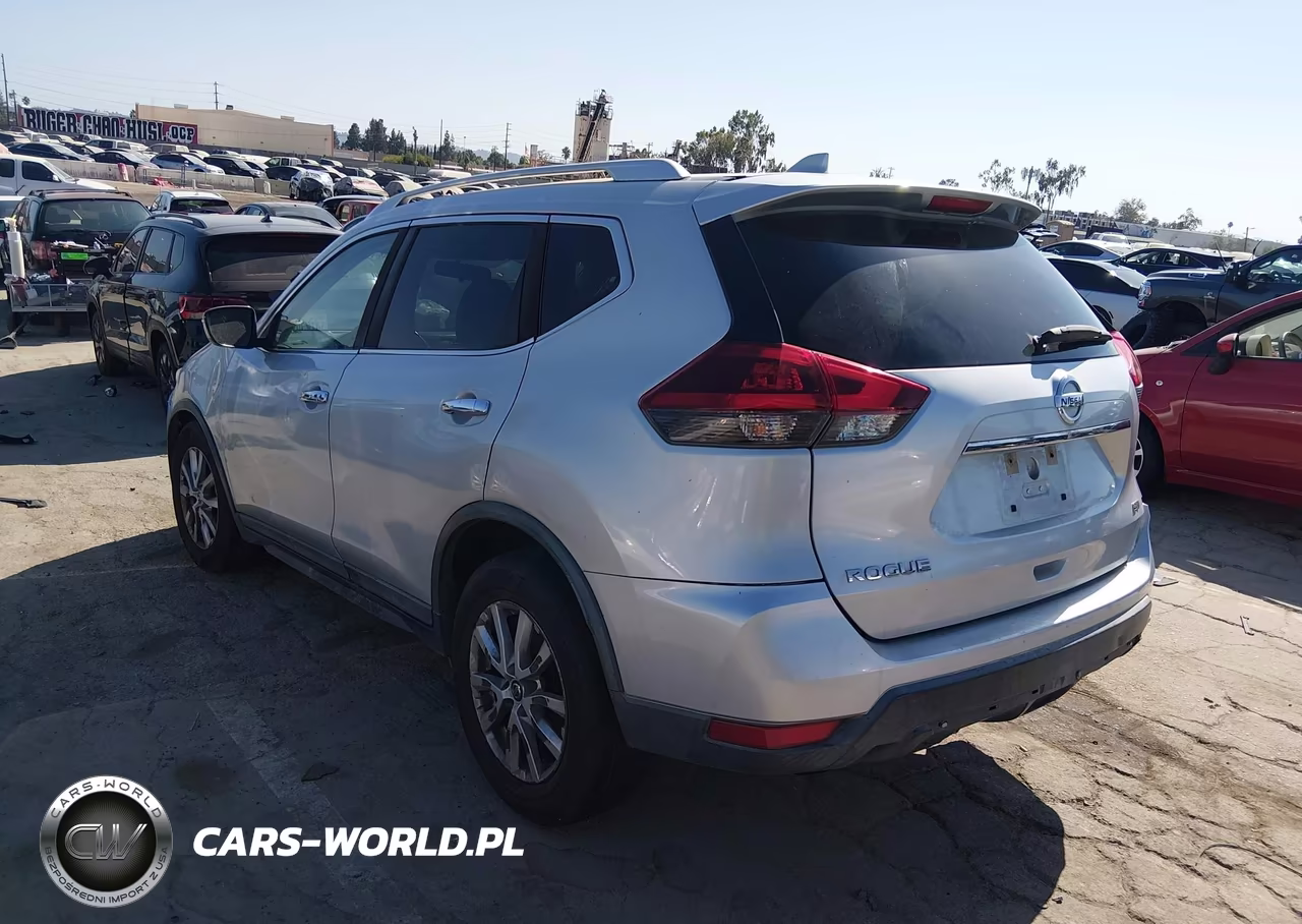 2018 Nissan Rogue Sv VIN:KNMAT2MT2JP571543 - 3