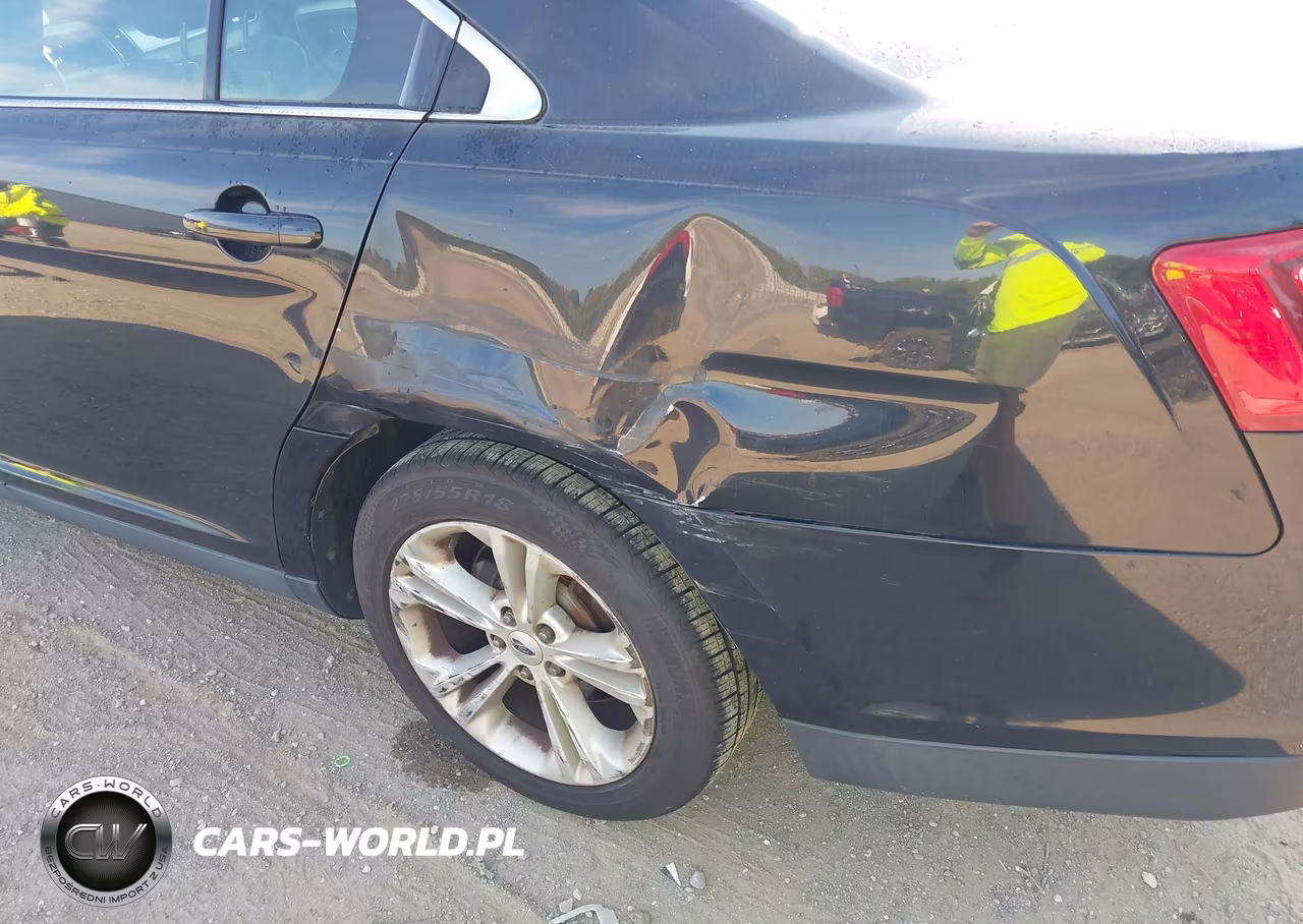 2017 Ford Taurus Sel VIN:1FAHP2E86HG107135 - 6