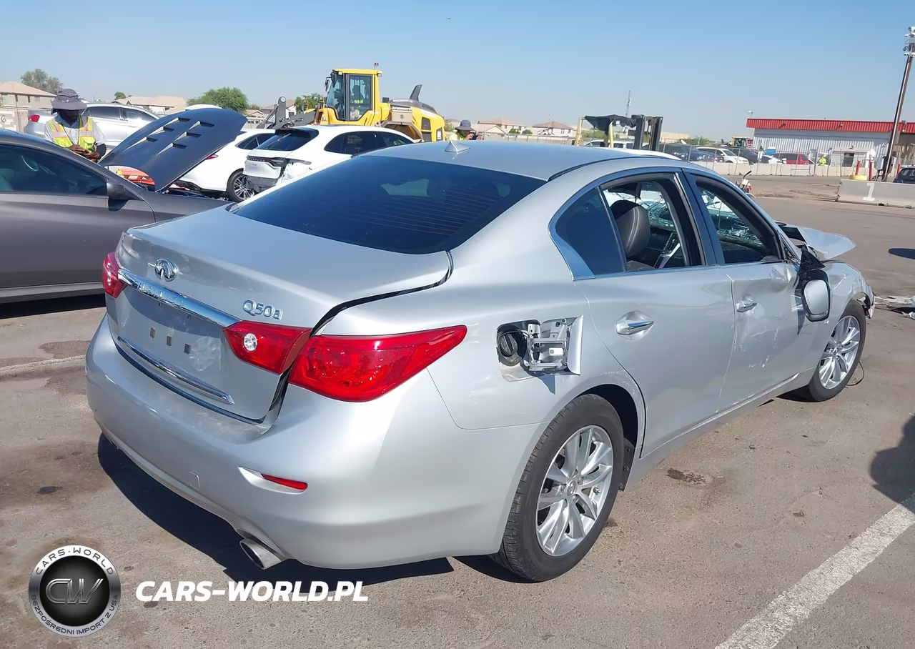 2015 Infiniti Q50 VIN:JN1BV7AP5FM345446 - 4
