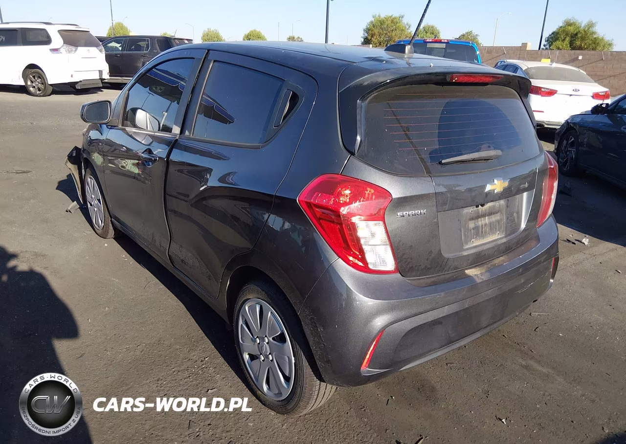 2018 Chevrolet Spark Ls Cvt VIN:KL8CB6SA5JC473773 - 3