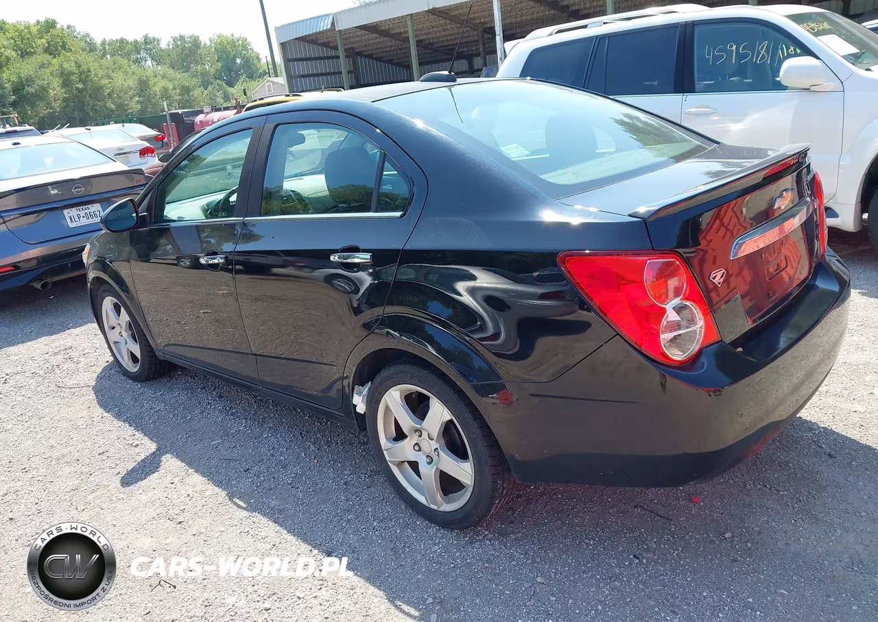 2016 Chevrolet Sonic Ltz Auto VIN:1G1JE5SB2G4135512 - 3