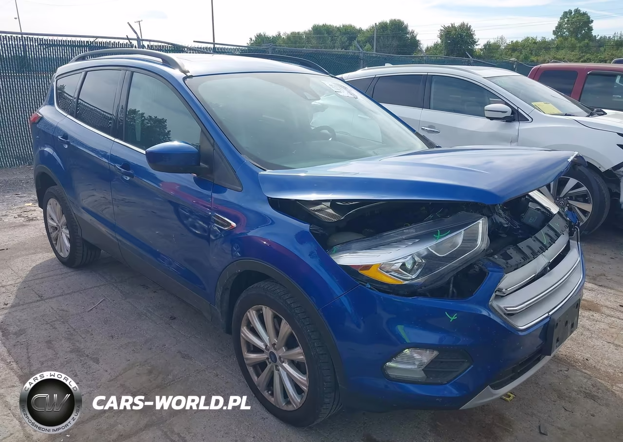 2019 Ford Escape Sel