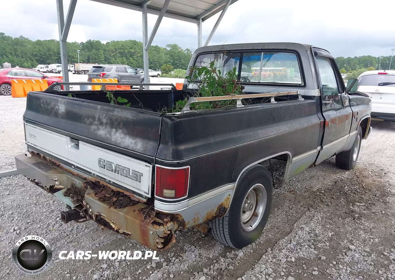 1984 Chevrolet C10 VIN:1GCCC14H3EF348826 - 4