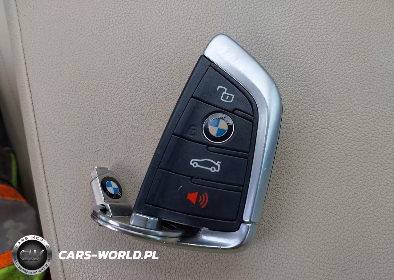2019 BMW 330I VIN:WBA5R1C5XKAJ99545 - 11