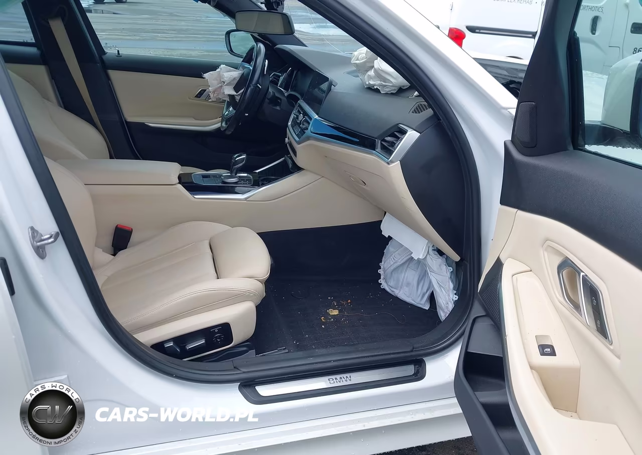 2019 BMW 330I VIN:WBA5R1C5XKAJ99545 - 5