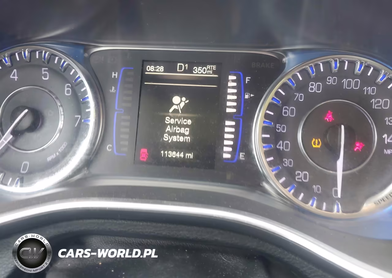2016 Chrysler 200 Limited VIN:1C3CCCAB1GN116749 - 7