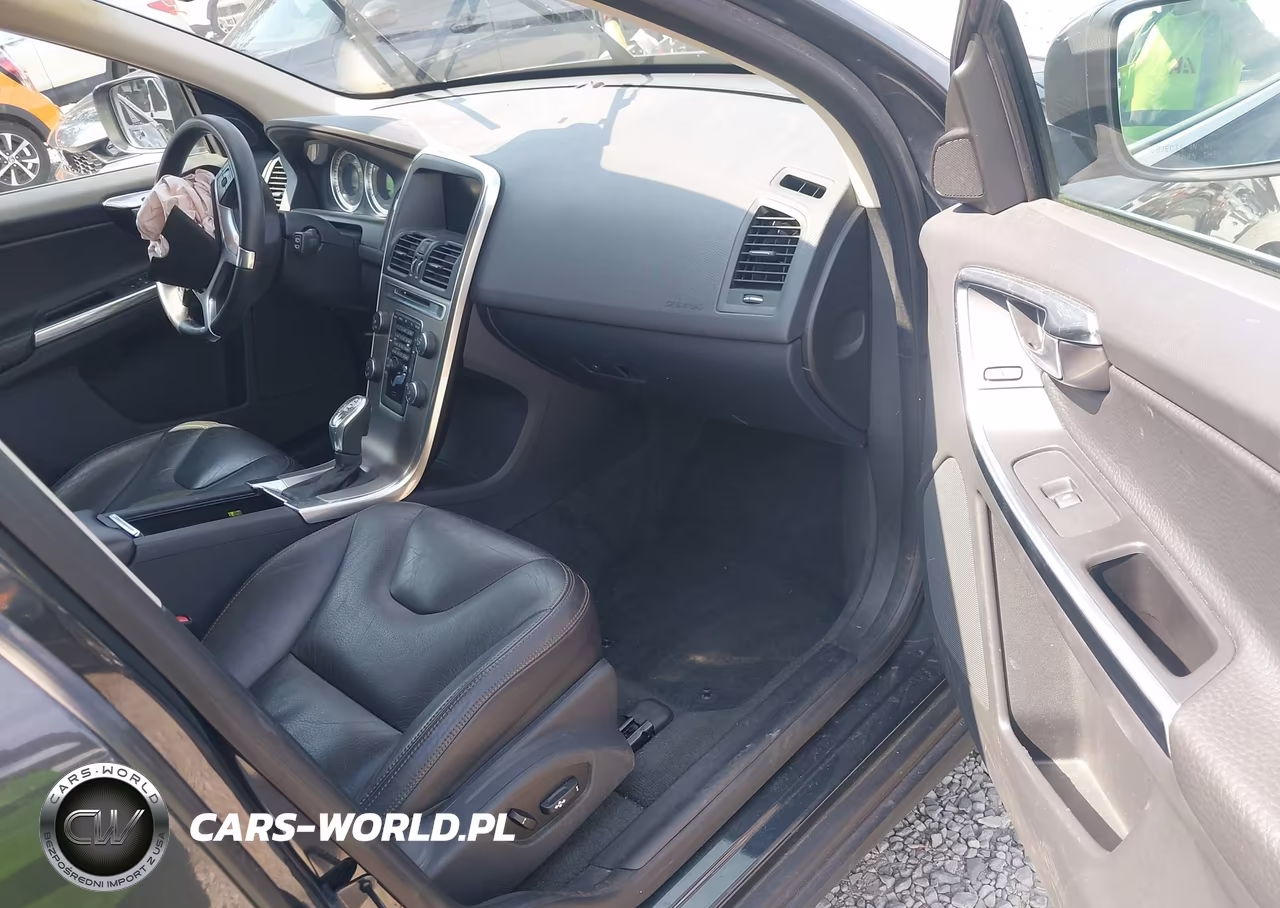 2013 Volvo Xc60 T6 VIN:YV4902DZ4D2429158 - 17