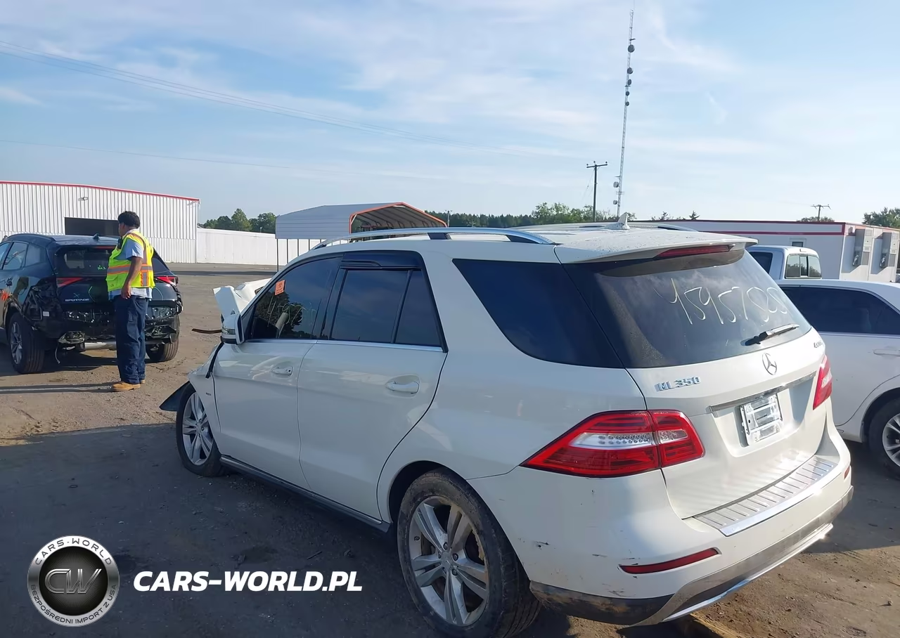 2012 Mercedes-Benz Ml 350 4Matic VIN:4JGDA5HBXCA016606 - 3