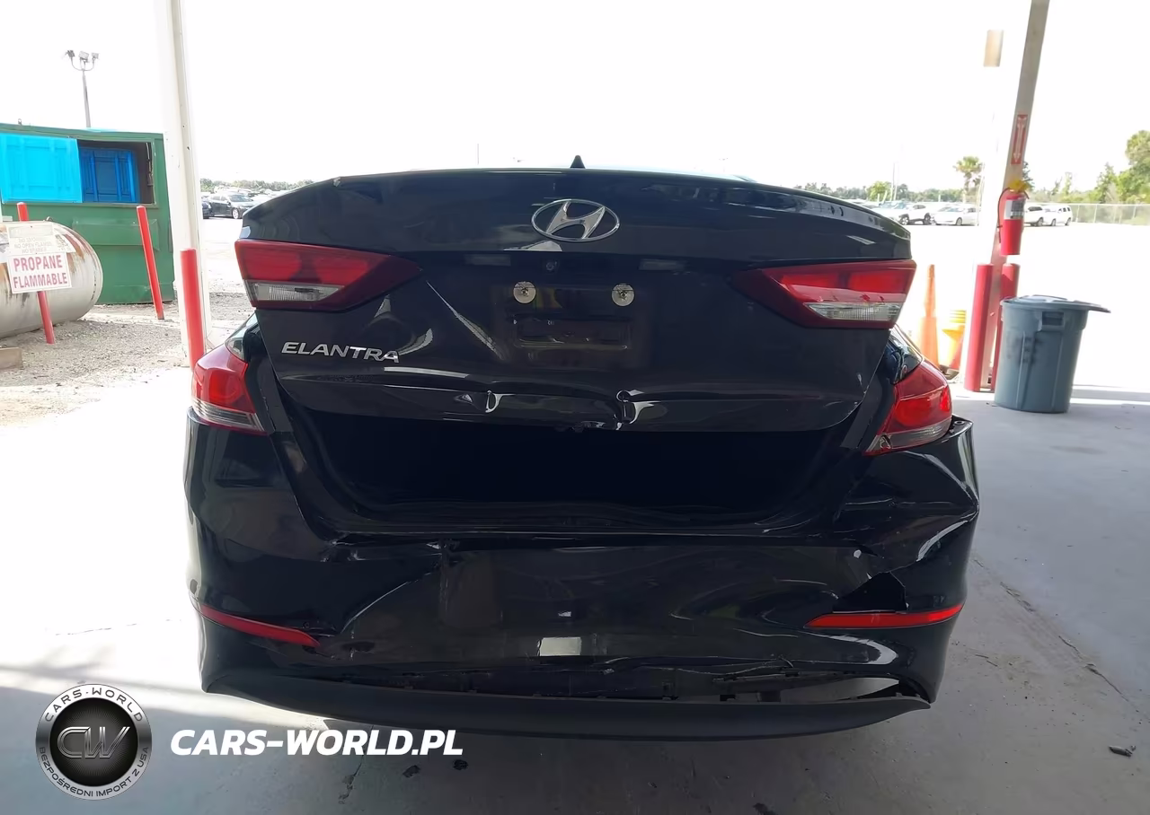 2018 Hyundai Elantra Value Edition VIN:5NPD84LF5JH299099 - 16
