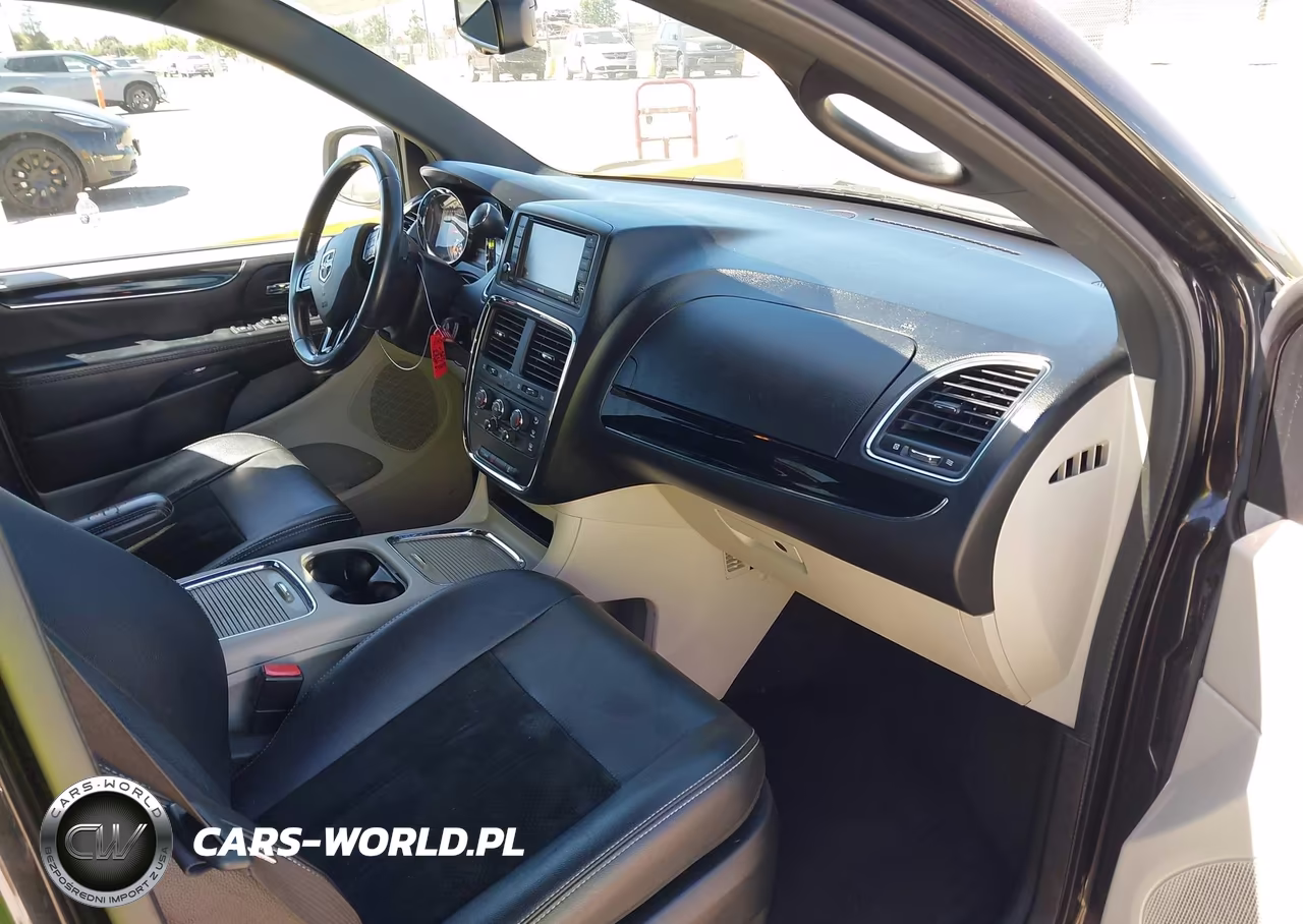 2017 Dodge Grand Caravan Sxt VIN:2C4RDGCG4HR857808 - 5
