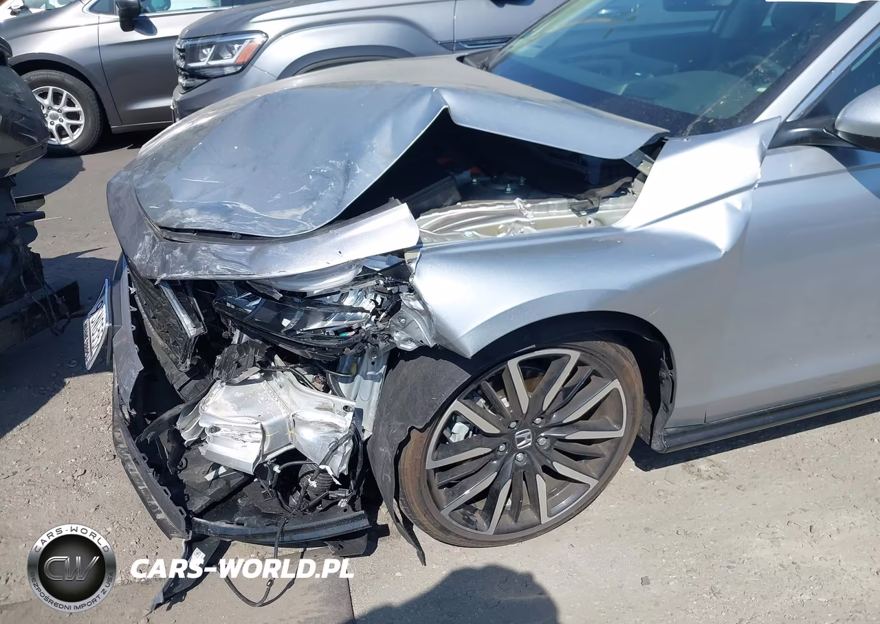 2024 Honda Accord Hybrid Touring VIN:1HGCY2F83RA057431 - 12