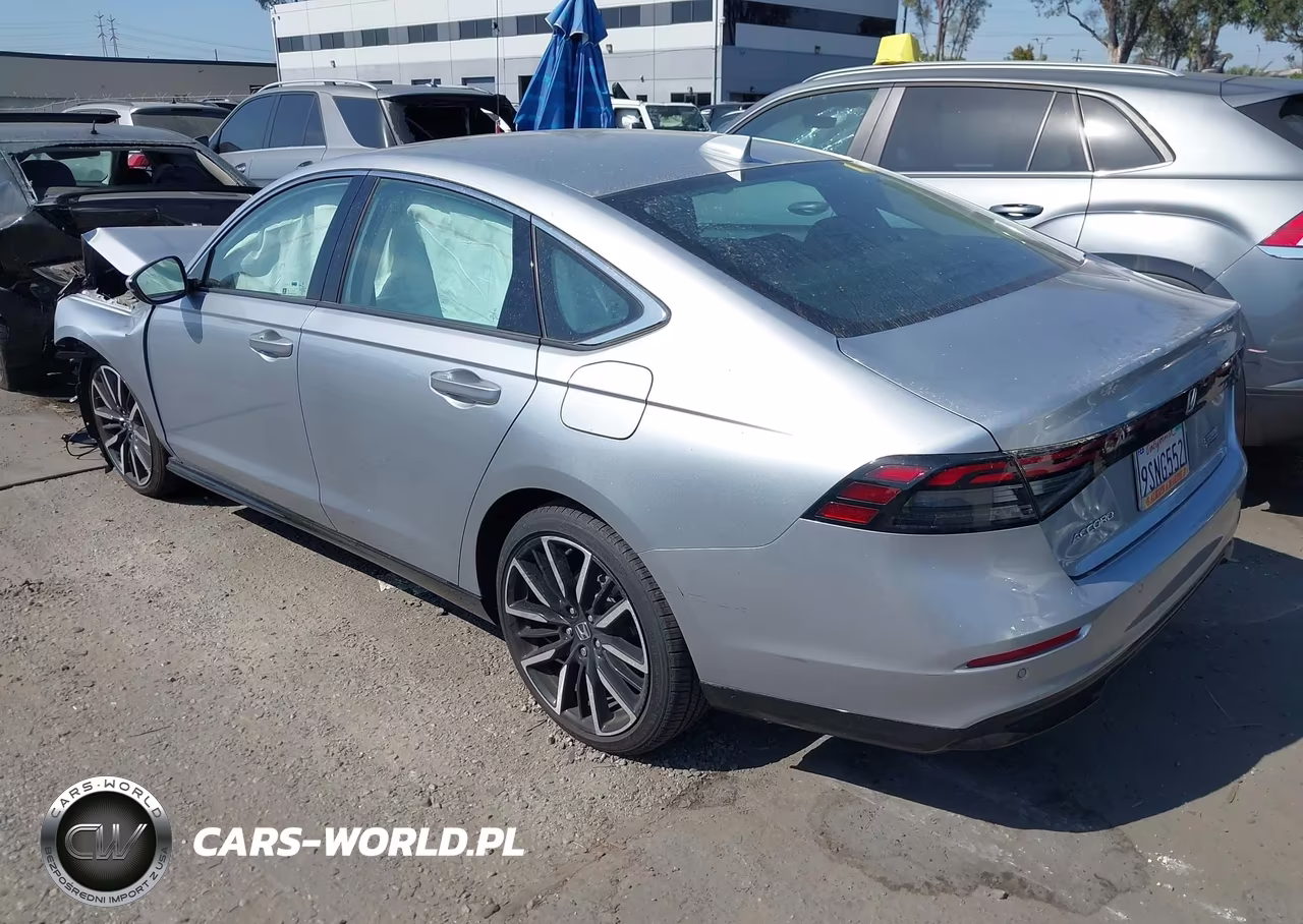 2024 Honda Accord Hybrid Touring VIN:1HGCY2F83RA057431 - 3
