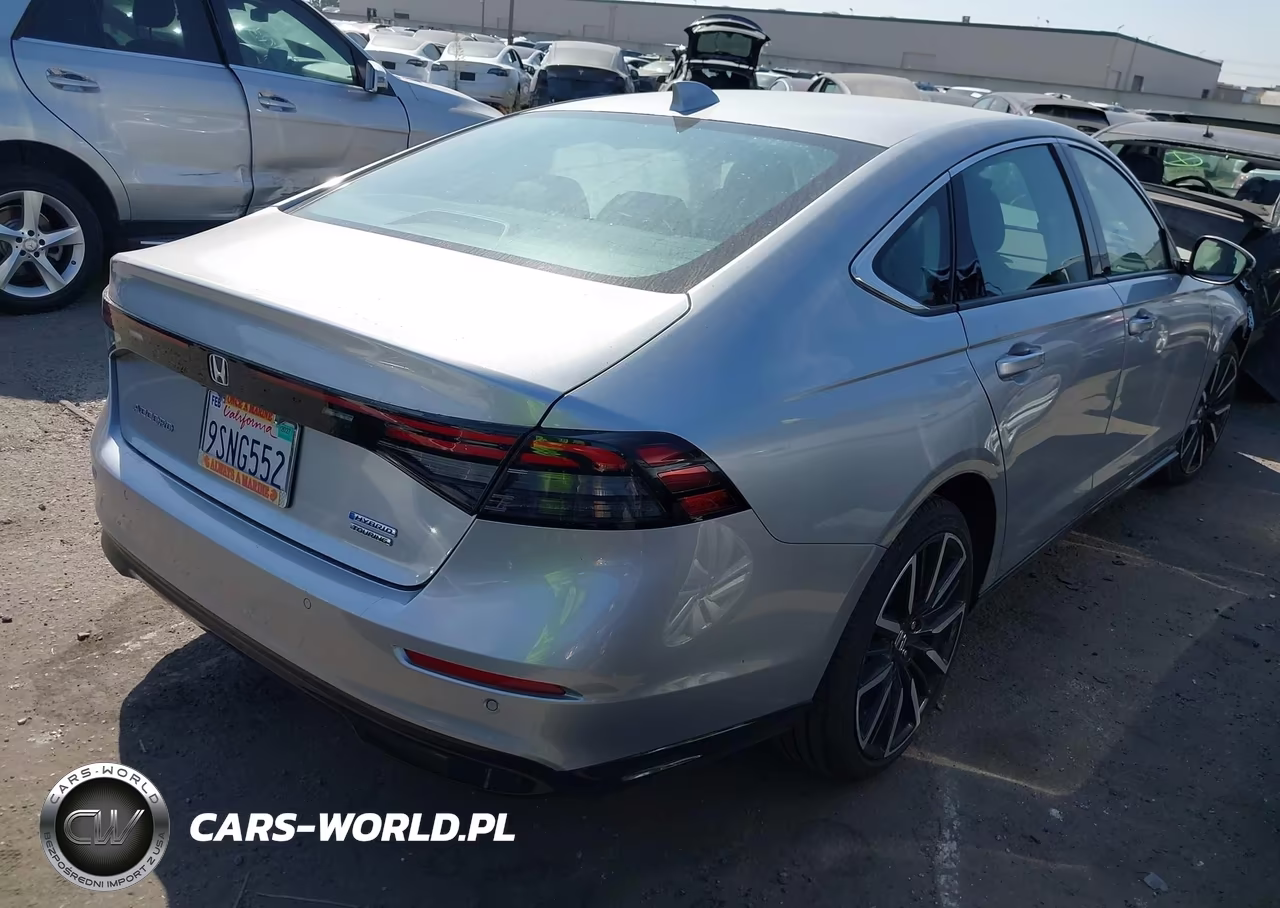 2024 Honda Accord Hybrid Touring VIN:1HGCY2F83RA057431 - 4
