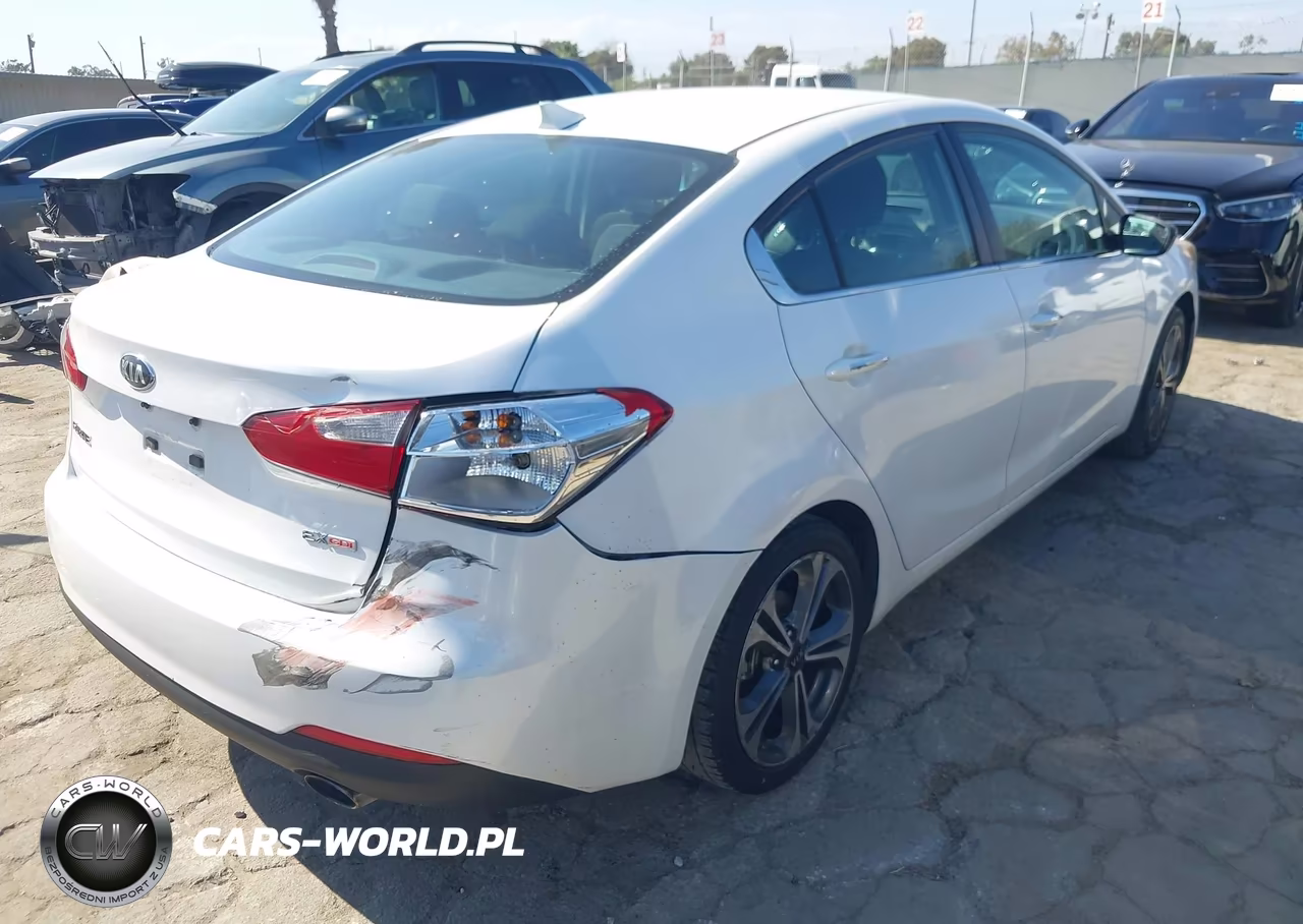 2016 KIA FORTE EX VIN:KNAFX4A89G5461676 - 4