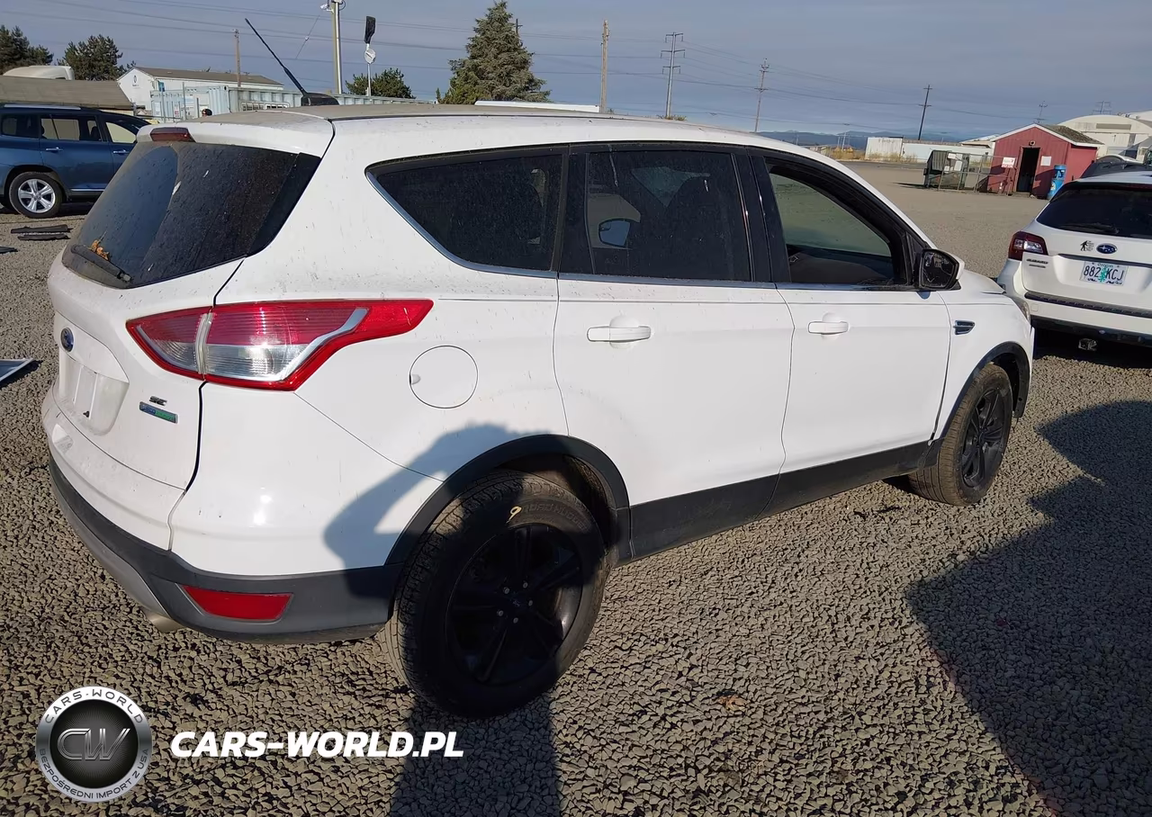 2015 Ford Escape Se VIN:1FMCU0GX8FUB42842 - 4