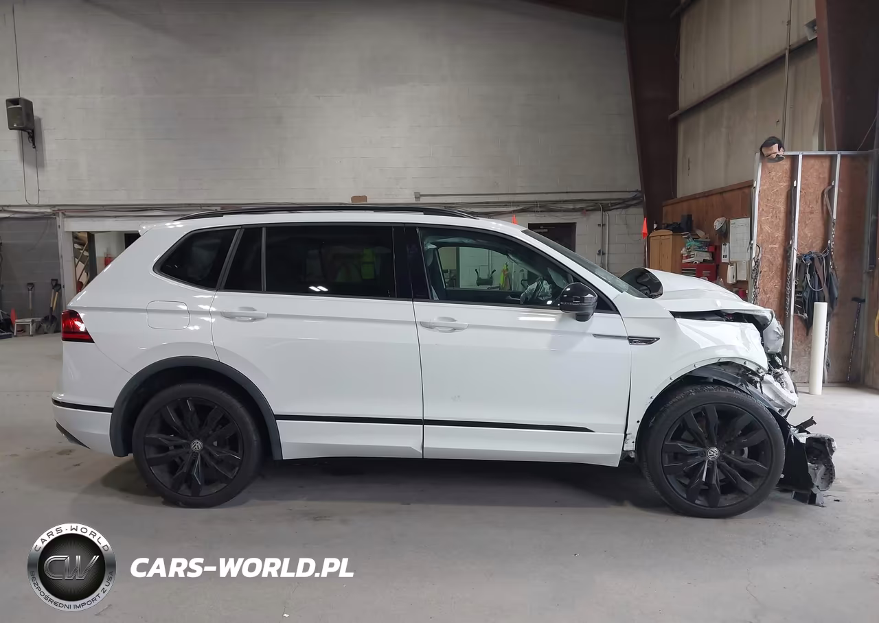 2021 Volkswagen Tiguan 2.0T Se-2.0T Se R-Line Black-2.0T Sel VIN:3VV2B7AX2MM042584 - 14