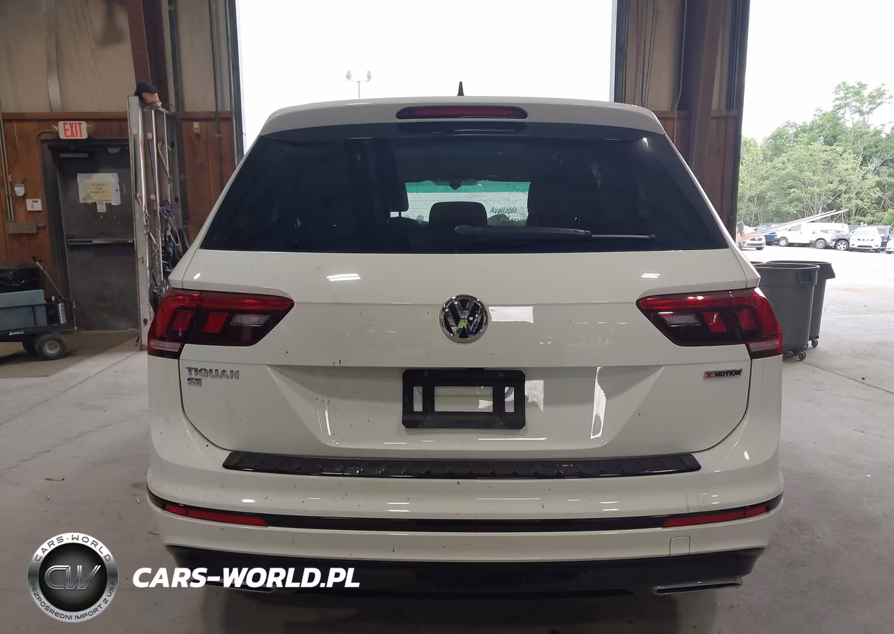 2021 Volkswagen Tiguan 2.0T Se-2.0T Se R-Line Black-2.0T Sel VIN:3VV2B7AX2MM042584 - 17