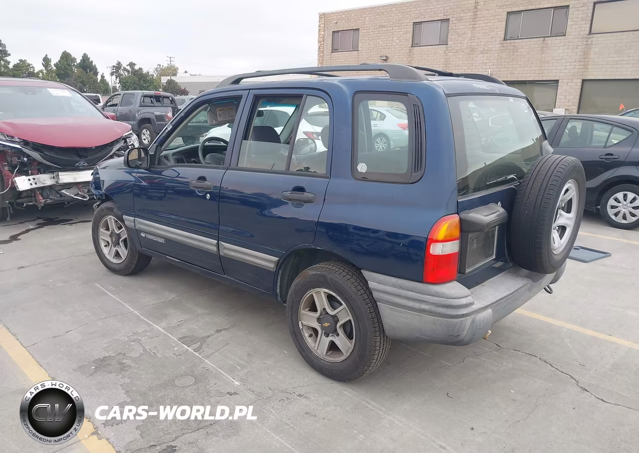 2002 Chevrolet Tracker Hard Top Base VIN:2CNBE13C526938054 - 3