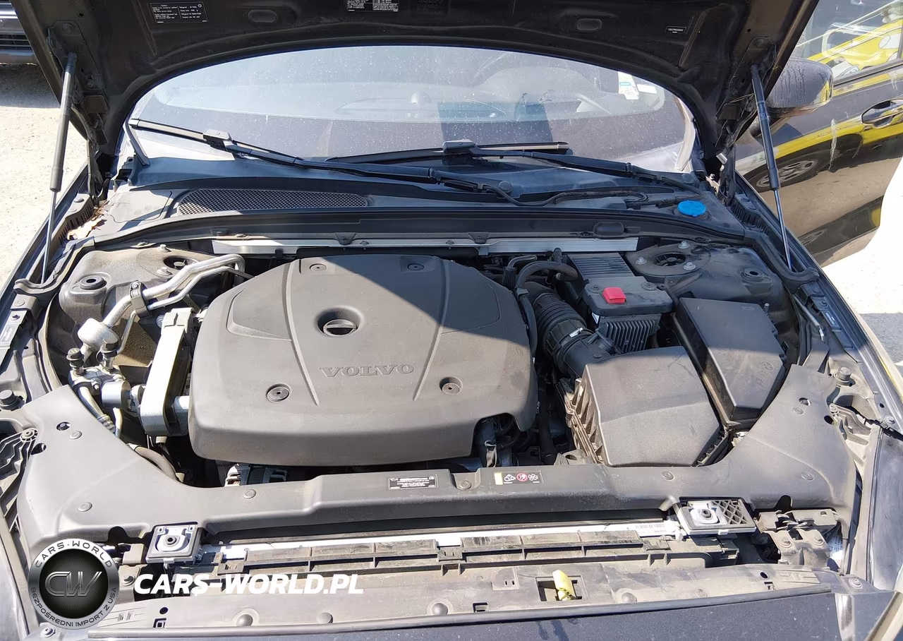 2019 Volvo S60 T6 R-Design VIN:7JRA22TM6KG006034 - 10