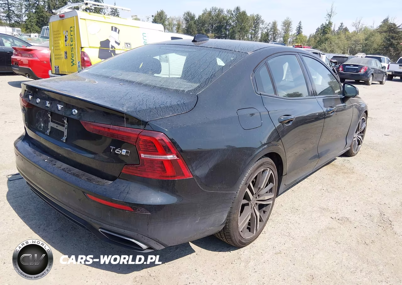 2019 Volvo S60 T6 R-Design VIN:7JRA22TM6KG006034 - 4