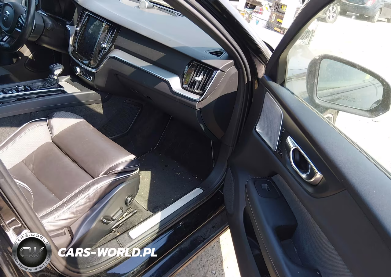 2019 Volvo S60 T6 R-Design VIN:7JRA22TM6KG006034 - 5