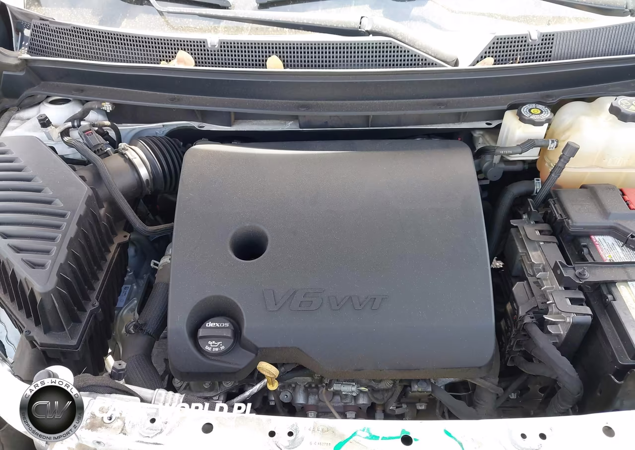 2019 Chevrolet Traverse Premier VIN:1GNEVKKW0KJ175163 - 10