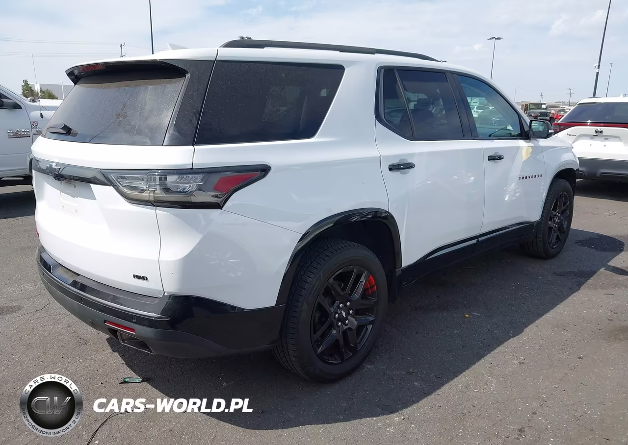 2019 Chevrolet Traverse Premier VIN:1GNEVKKW0KJ175163 - 4